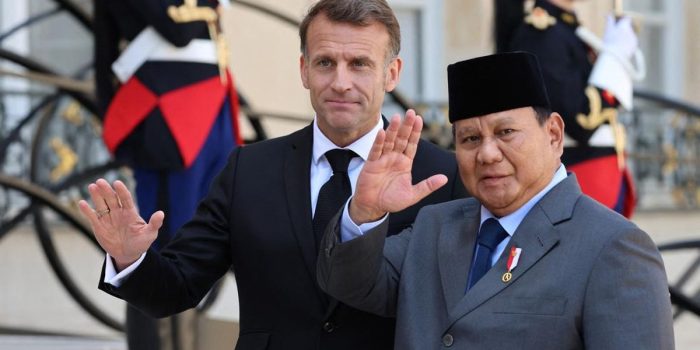 Berita Momen Prabowo Disambut Macron di Istana Elysee Paris