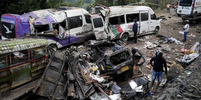 Berita 19 Orang Tewas dalam Serangan Bom di Kolombia