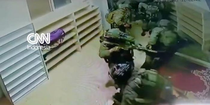 Berita Detik-detik Anjing IDF Serang Pria Palestina di Masjid Tepi Barat Berita Detik-detik Anjing IDF Serang Pria Palestina di Masjid Tepi Barat