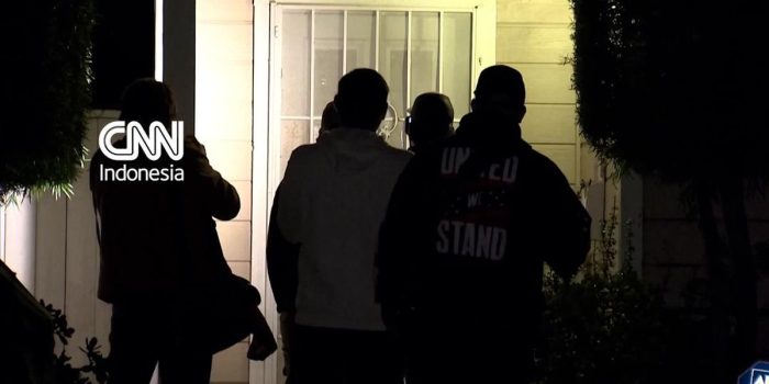 Berita Momen FBI Gerebek Rumah Pelaku Penembakan Acara yang Dihadiri Trump