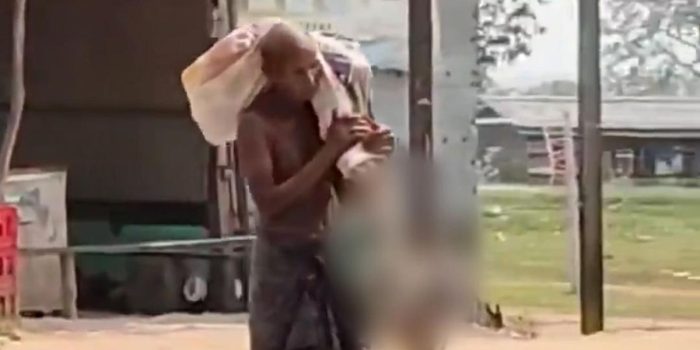 Berita Geger Pria India Bawa Tulang-belulang Kakak Perempuan ke Bank