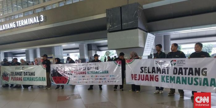 Berita Pesawat Bawa 9 WNI Relawan GSF yang Diculik Israel Tiba di Soetta Berita Pesawat Bawa 9 WNI Relawan GSF yang Diculik Israel Tiba di Soetta