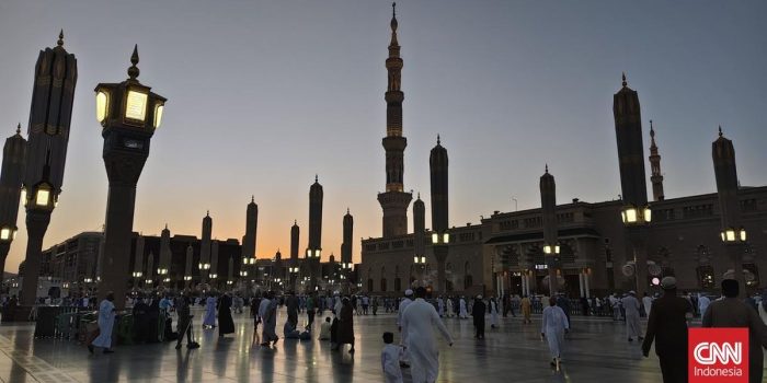 Berita Madinah Kerahkan Pramuka dan Volunteer untuk Layani Jemaah Haji