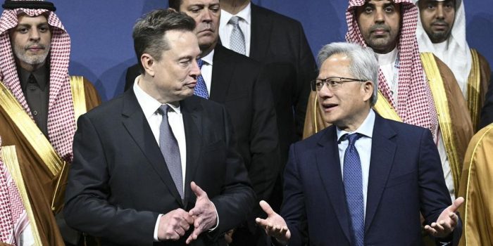 Berita CEO Nvidia hingga Elon Musk Ikut Trump ke Beijing, Bahas EV dan AI?