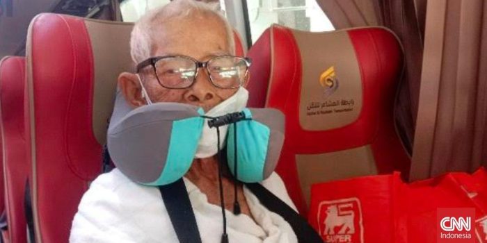 Berita Perjalanan Mbah Mardjiyono, Jemaah Haji Tertua RI 103 Tahun Berita Perjalanan Mbah Mardjiyono, Jemaah Haji Tertua RI 103 Tahun