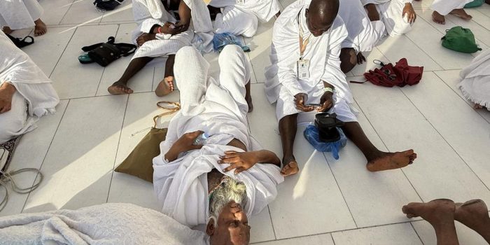 Berita Perjuangan Jemaah Haji Hadapi Gelombang Panas di Mekkah