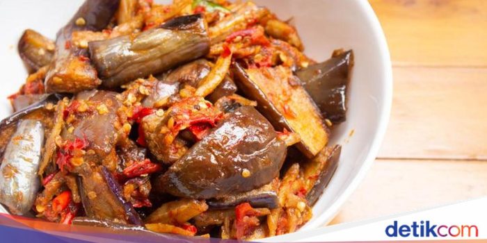 Pahami- Resep Terong Balado Teri yang Pedas Manis, Jadi Lauk Rumahan!