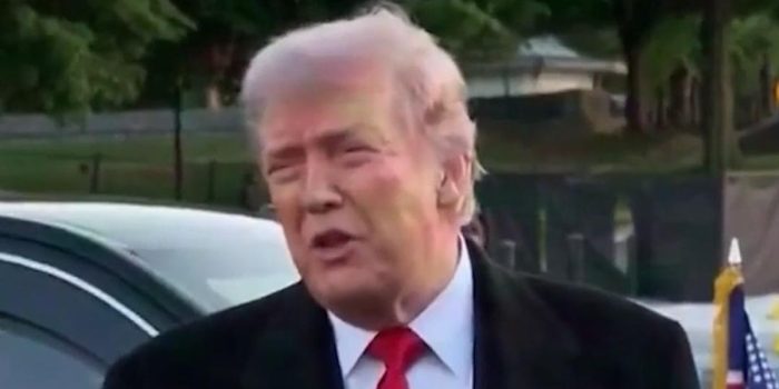 Berita Kata-kata Trump usai Iran Gempur Kapal Perang AS saat Gencatan