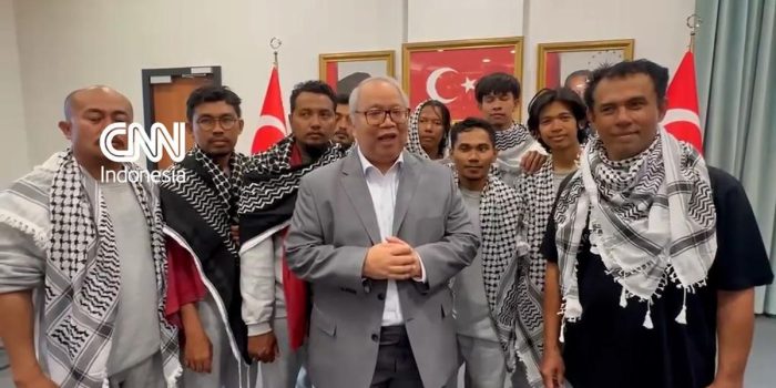 Berita KJRI Ungkap WNI Ditendang hingga Disetrum Israel selama Penahanan