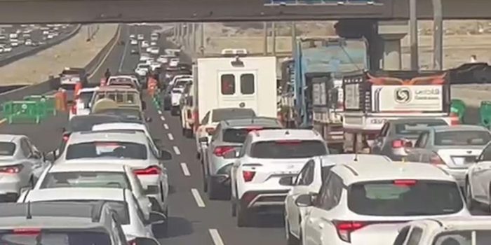 Berita Penampakan Antrean Kendaraan Masuk ke Makkah Jelang Puncak Haji