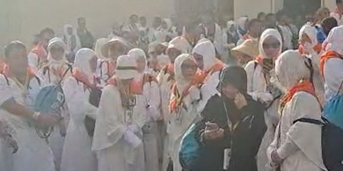 Berita Jemaah Haji Indonesia Mulai Diberangkatkan ke Arafah Berita Jemaah Haji Indonesia Mulai Diberangkatkan ke Arafah