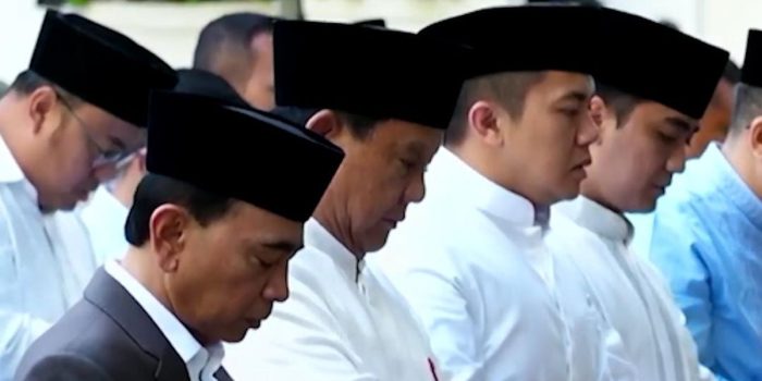 Berita Momen Prabowo Salat Iduladha dengan Diaspora RI di Paris Berita Momen Prabowo Salat Iduladha dengan Diaspora RI di Paris
