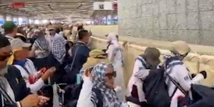 Berita Perang Melawan Iblis di Jamarat Berita Perang Melawan Iblis di Jamarat