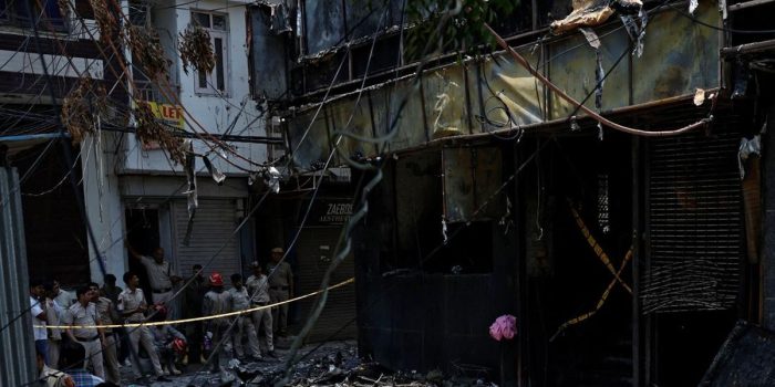 Berita Kebakaran Hotel di New Delhi India, 21 Orang Tewas Berita Kebakaran Hotel di New Delhi India, 21 Orang Tewas