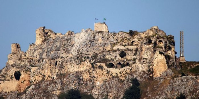 Berita Prancis Didesak Kirim Kapal Induk Bela Lebanon dari Invasi Israel