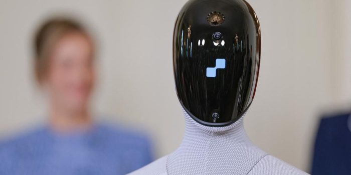 Berita AS Uji Coba Robot Tentara Humanoid Bantu Ukraina Lawan Rusia Berita AS Uji Coba Robot Tentara Humanoid Bantu Ukraina Lawan Rusia