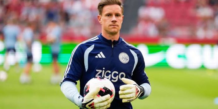 Debut Gemilang Ter Stegen di Ajax Bikin Maarten Paes Terlupakan Debut Gemilang Ter Stegen di Ajax Bikin Maarten Paes Terlupakan